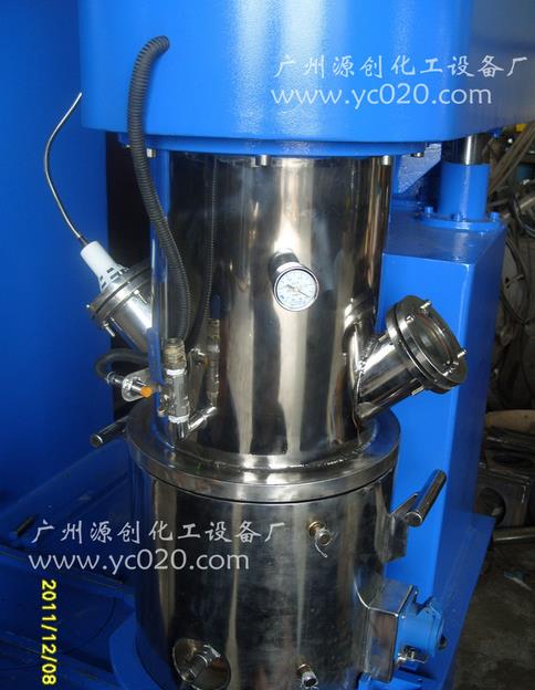 應(yīng)用領(lǐng)域廣泛的真空攪拌機